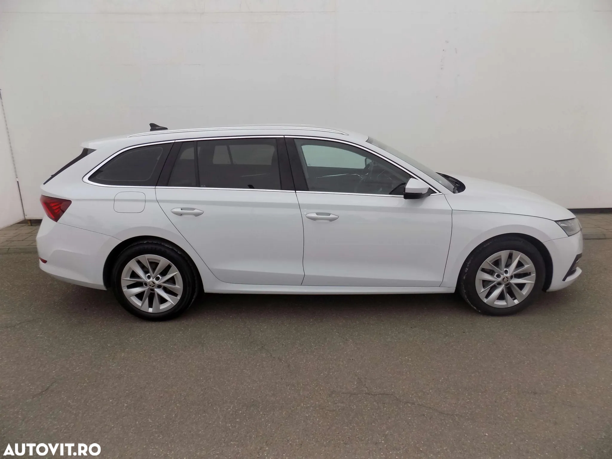 Skoda Octavia 2.0 TDI DSG Style - 7