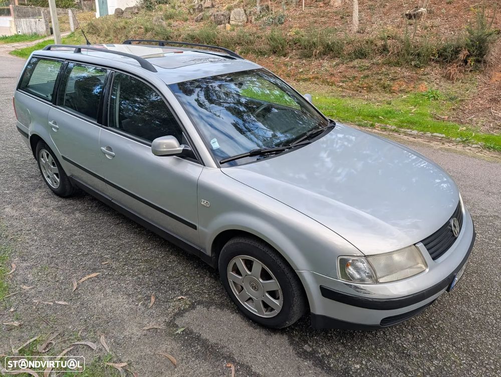 VW Passat Variant 1.9 TDi Confortline - 3