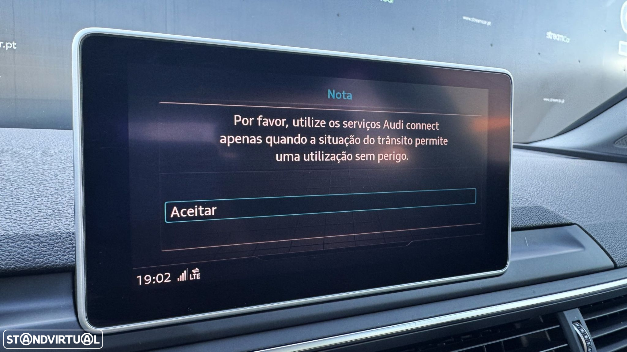 Audi A4 Avant 2.0 TDI Design S tronic - 21