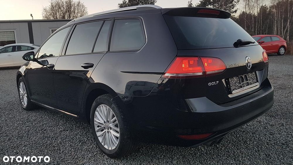 Volkswagen Golf Variant 2.0 TDI BlueMotion Technology Lounge - 5