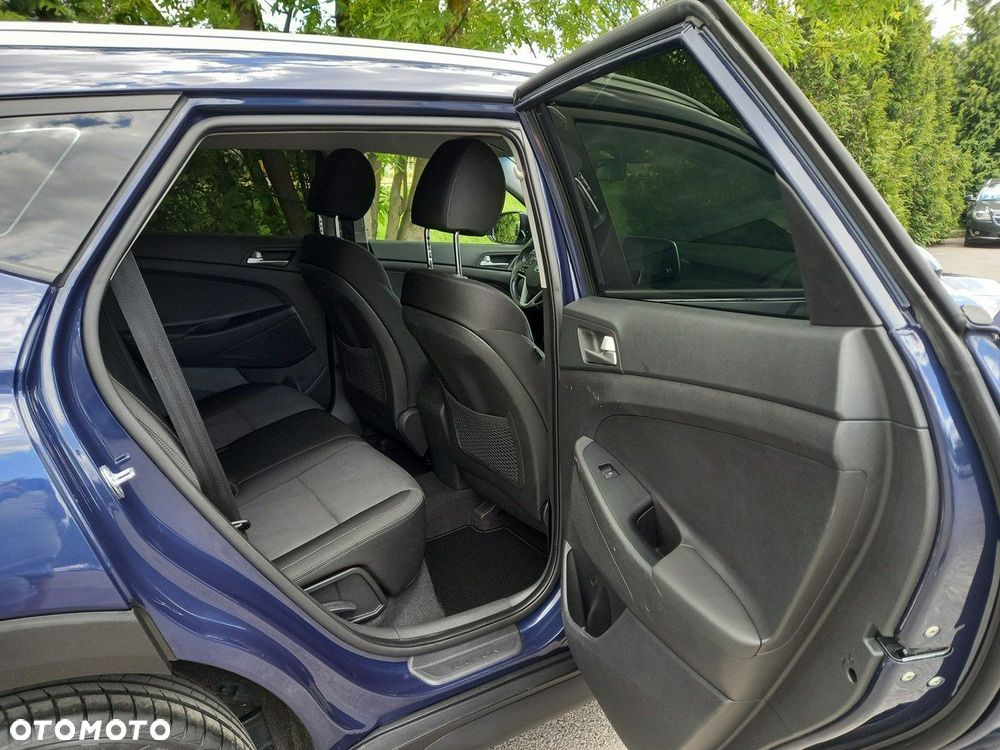 Hyundai Tucson 1.6 GDI BlueDrive Design 2WD - 24