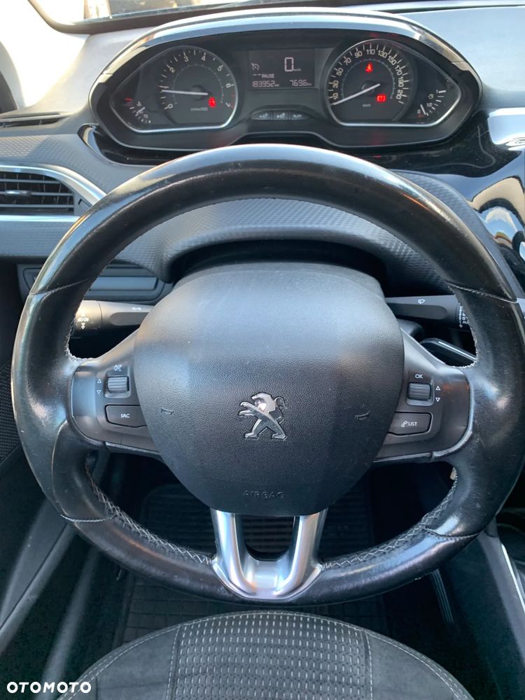 Peugeot 208 PureTech 110 Stop & Start Allure - 25