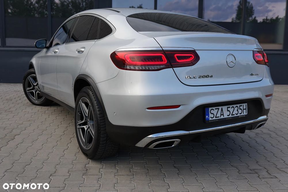 Mercedes-Benz GLC 200 d 4Matic 9G-TRONIC AMG Line Plus - 2