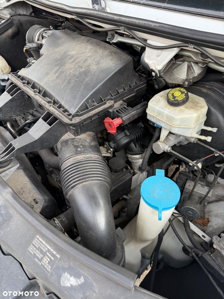 Mercedes-Benz Sprinter - 8