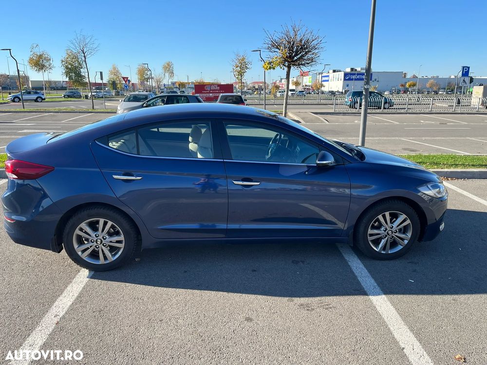 Hyundai Elantra 1.6 MPi Highway - 9