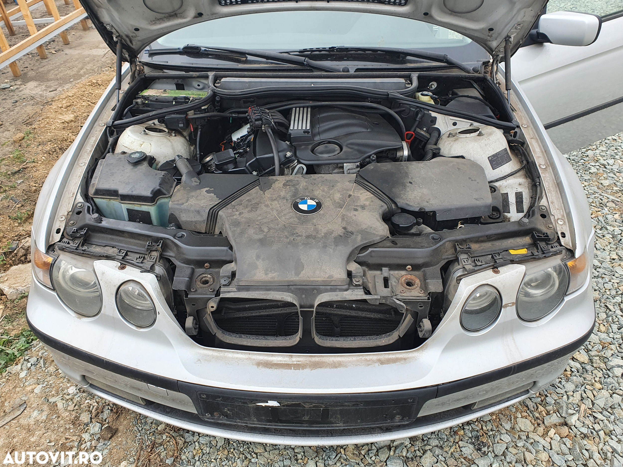 Dezmembrari  BMW 3 (E46)  1998  > 2007 316 ti Benzina - 6