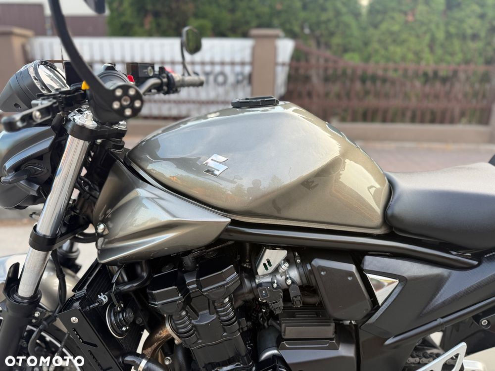 Suzuki Bandit - 23