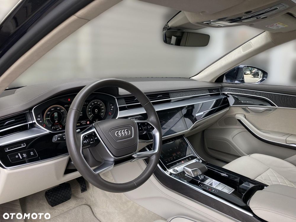 Audi A8 - 10