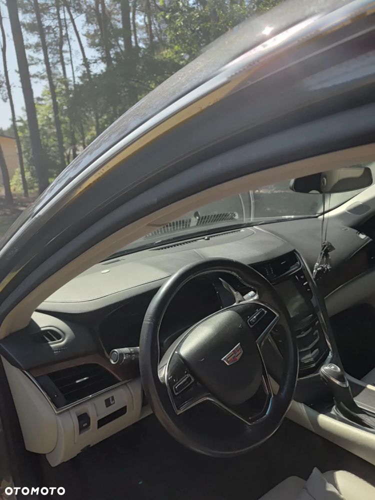 Cadillac CTS 2.0T AWD AT8 Luxury - 15
