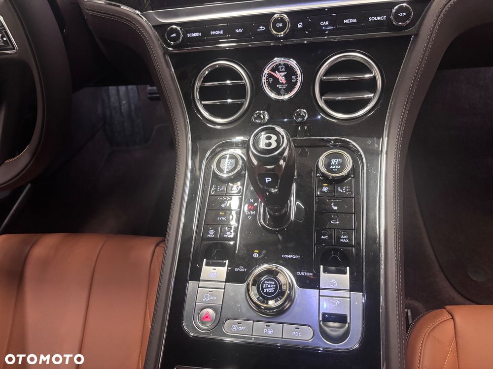 Bentley Continental GT V8 - 33