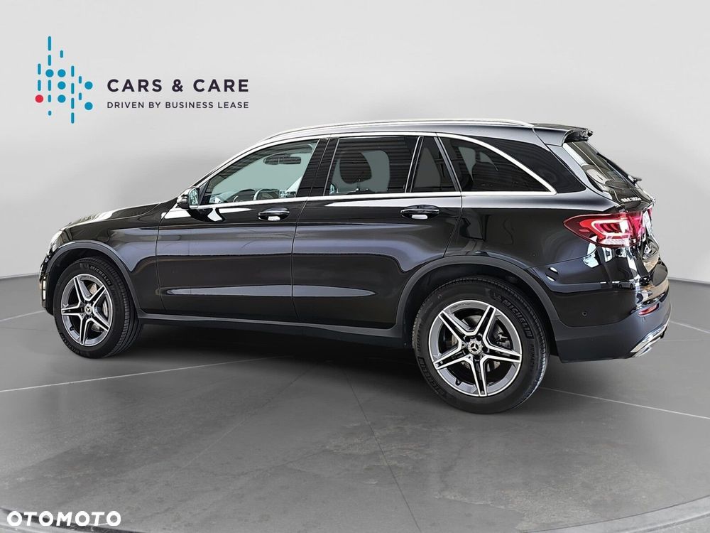 Mercedes-Benz GLC 300 e 4-Matic - 38