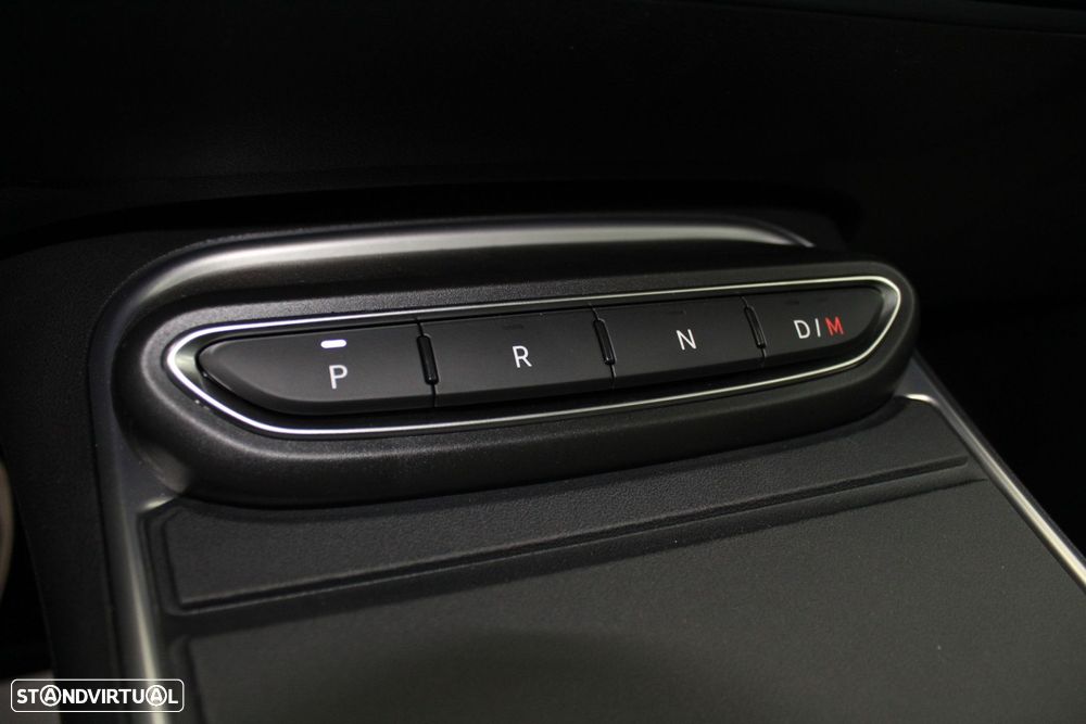 Jeep Avenger 1.2 e-Hybrid Summit DCT - 16