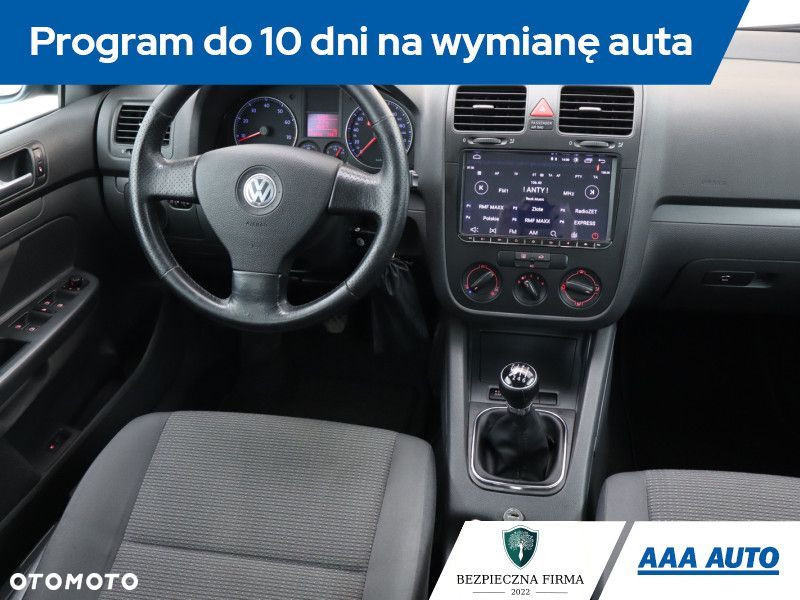 Volkswagen Jetta - 9