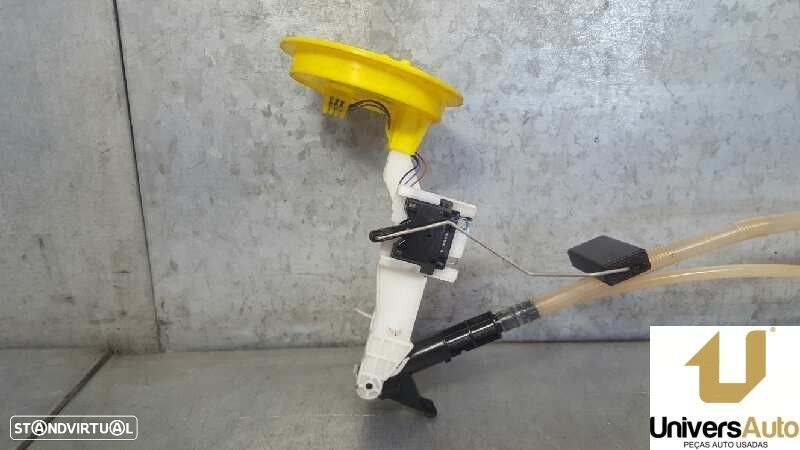 SENSOR DE COMBUSTÍVEL AUDI TT 2008 -1K0919673AK - 1