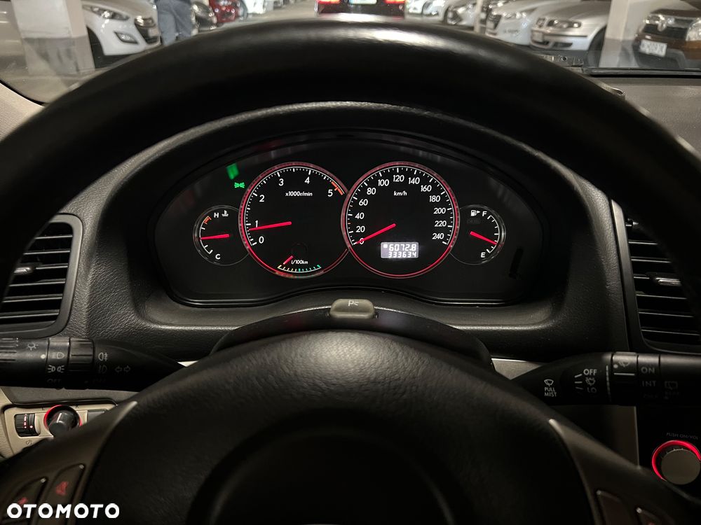 Subaru Outback 2.0D RC 000 - 11