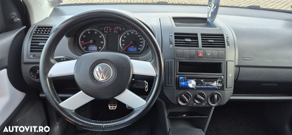 Volkswagen Polo - 5