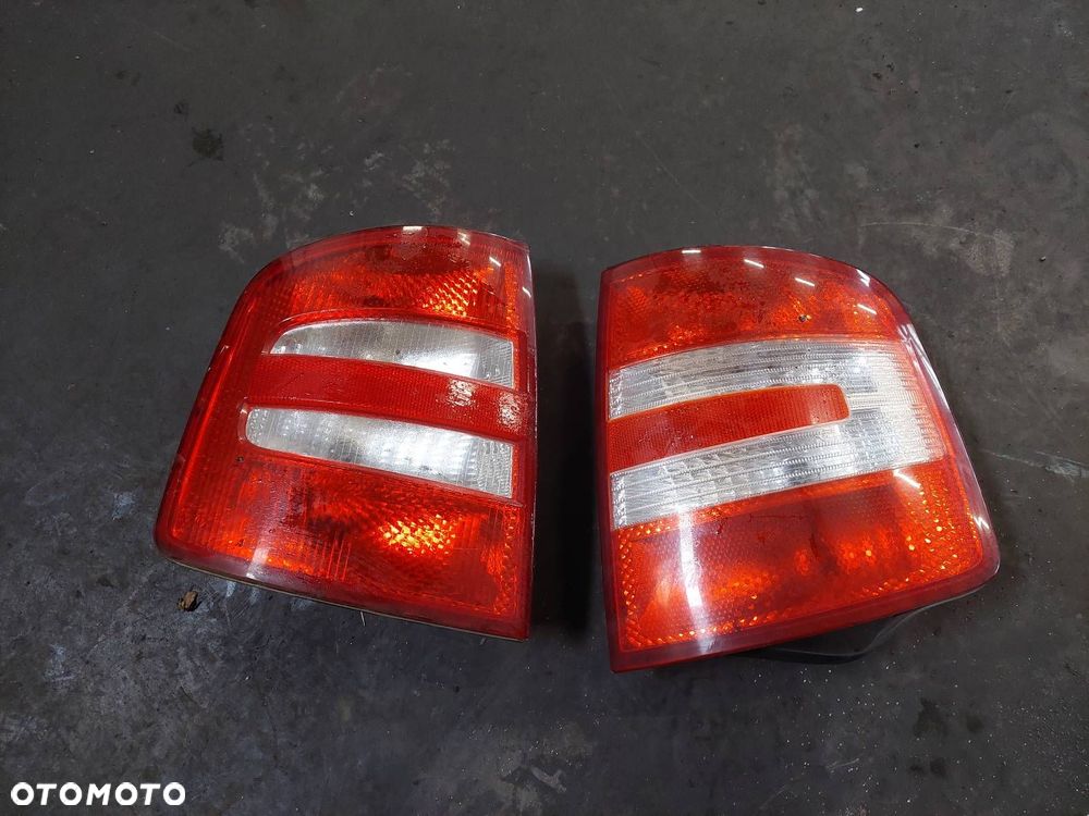 KLAPA BAGAŻNIKA + LAMPY TYŁ SKODA FABIA I KOMBI 9151 - 7