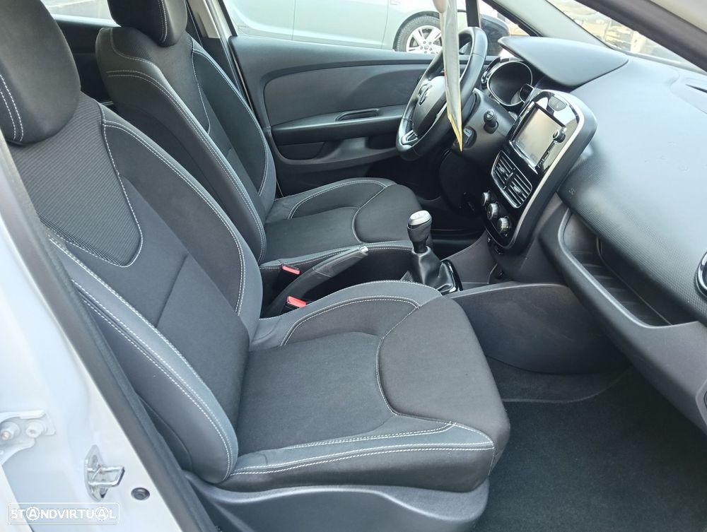 Renault Clio Sport Tourer 1.5 dCi Dynamique S - 12