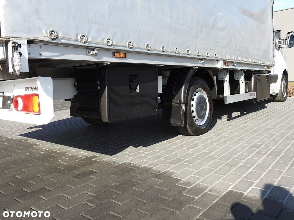 Renault MASTER  PLANDEKA 10 PALET WEBASTO TEMPOMAT LEDY PNEUMATYKA KLIMATYZACJA  165KM - 18