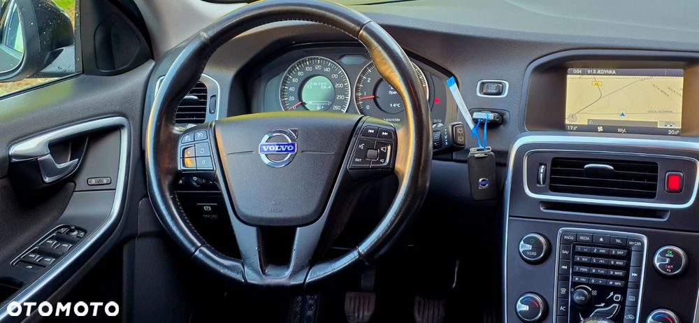Volvo V60 T3 Edition Pro - 18
