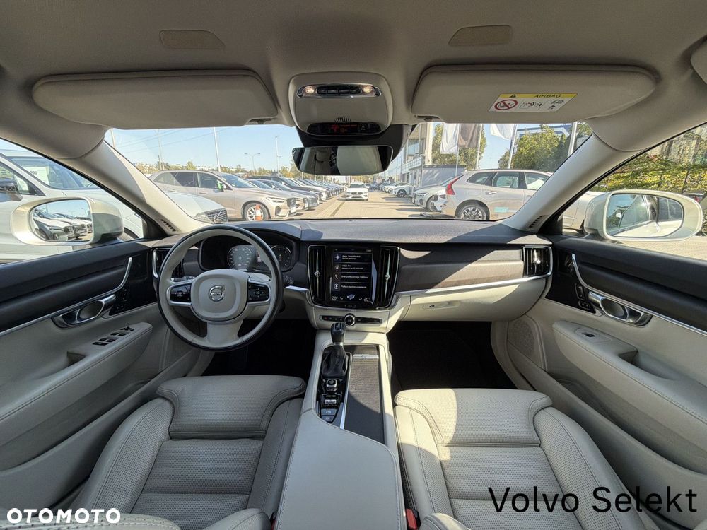 Volvo V90 Cross Country - 14