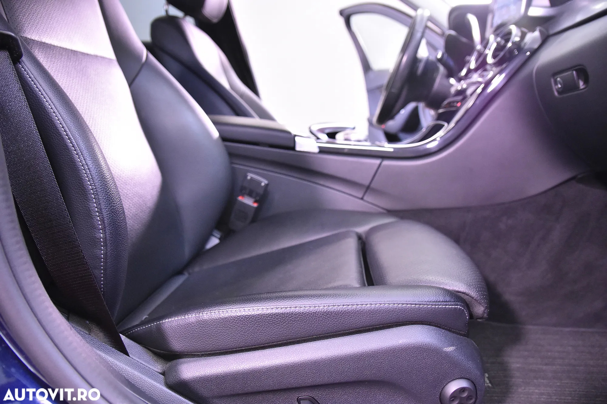 Mercedes-Benz C 220 d 4MATIC Aut. - 11
