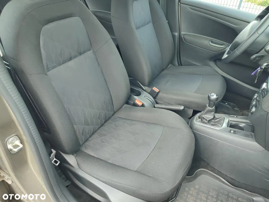 Citroën C-Elysée 1.6 VTi Feel - 13