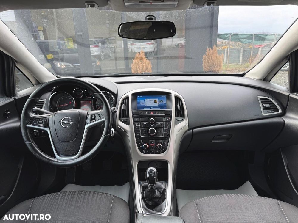 Opel Astra 1.4 Turbo Cosmo - 5