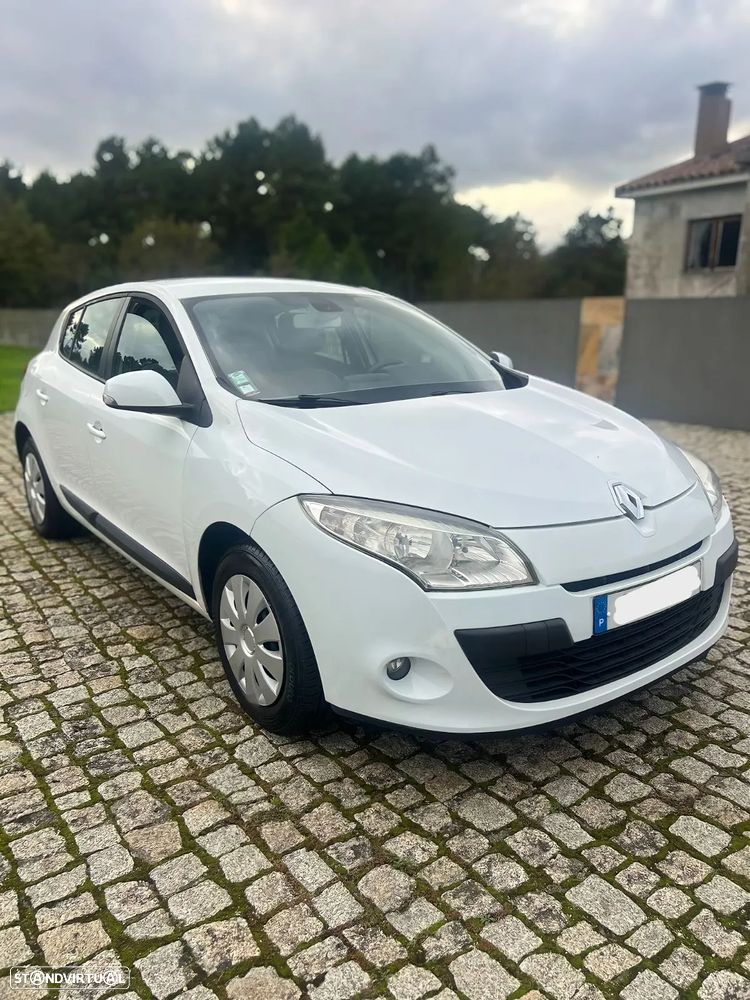 Renault Mégane 1.5 dCi Confort - 1
