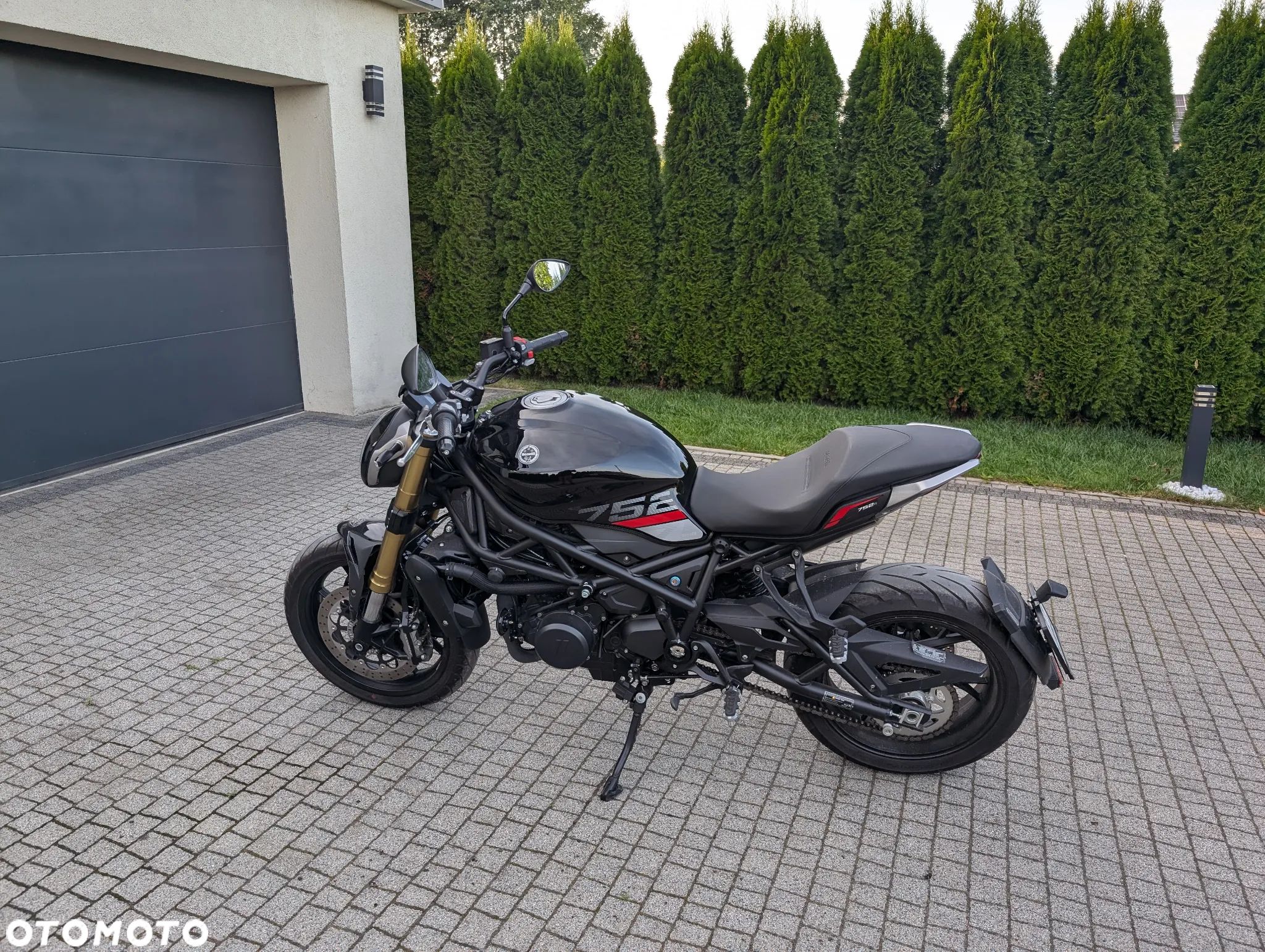 Benelli 752 S - 1
