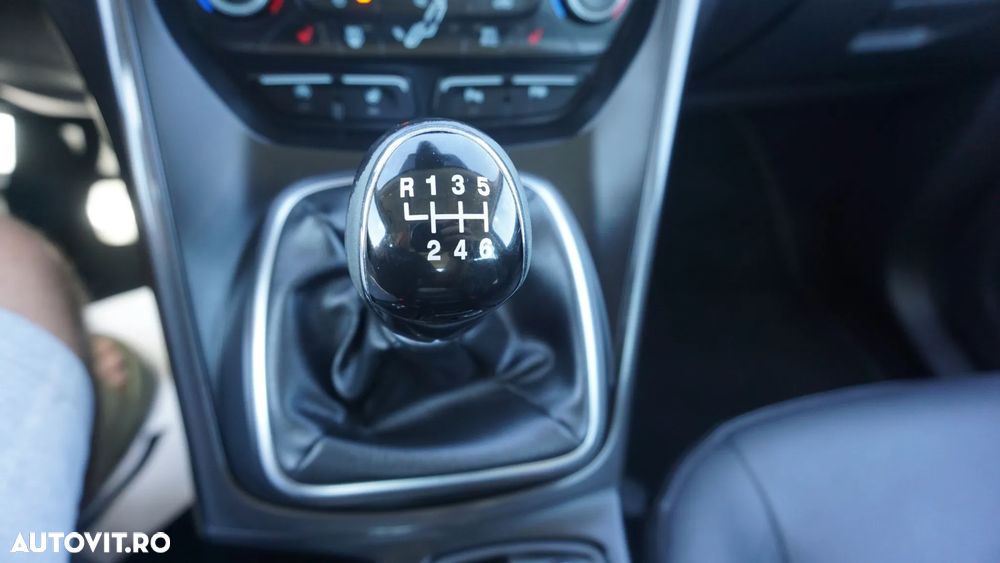 Ford Grand C-Max 1.5 EcoBoost Start-Stopp-System Titanium - 28