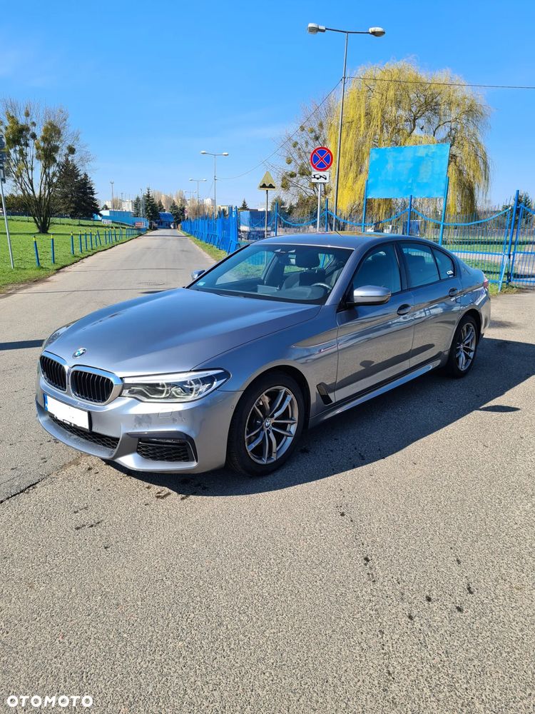BMW Seria 5 520d xDrive - 6