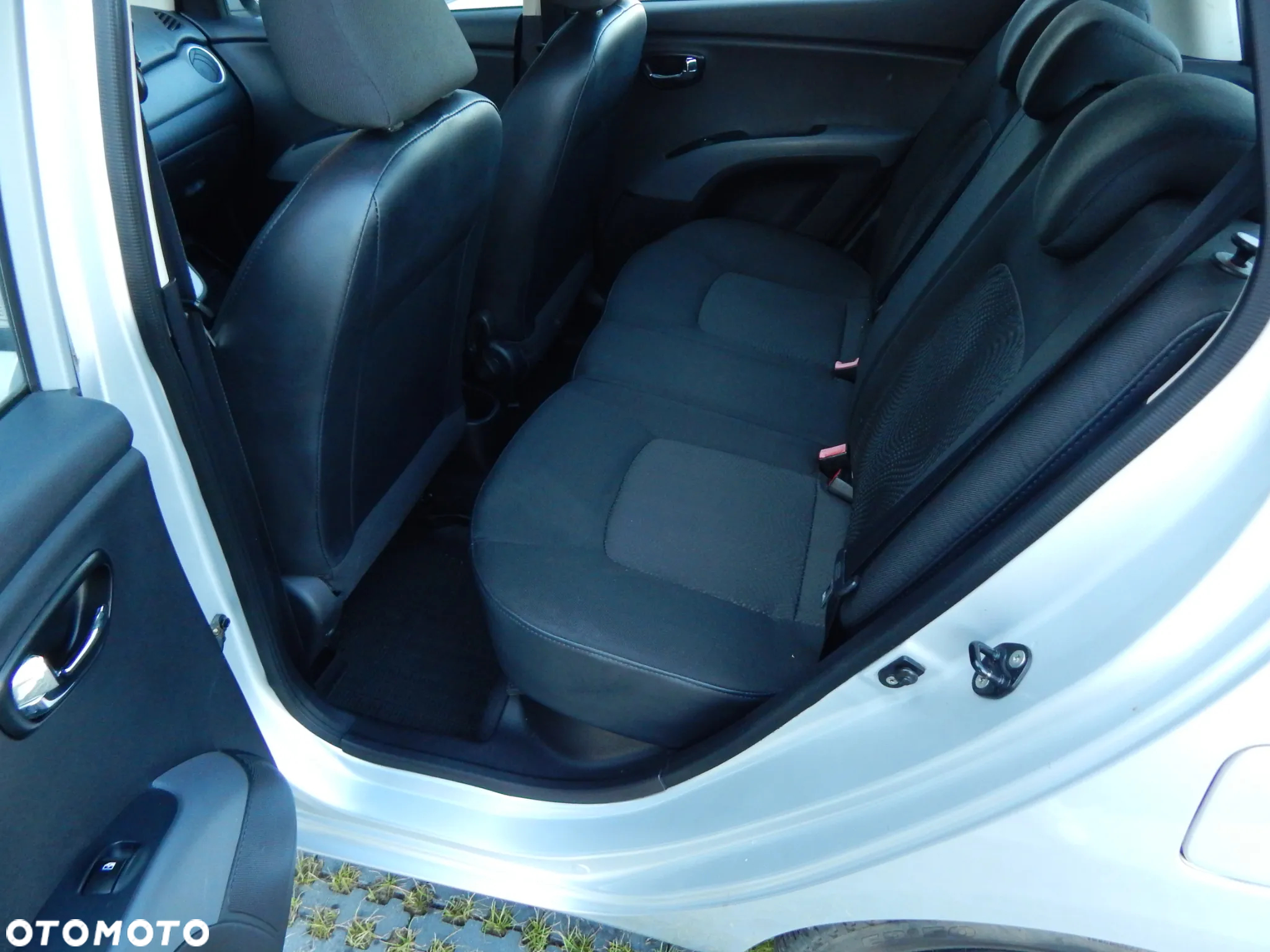 Hyundai i10 1.2 Premium - 22