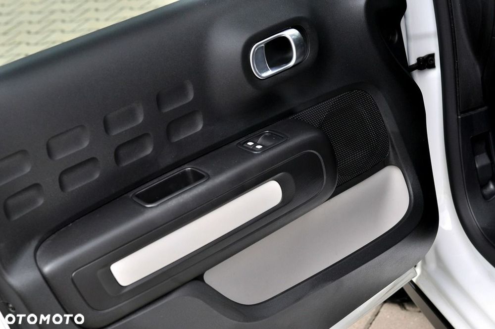 Citroën C3 1.2 PureTech Plus - 12
