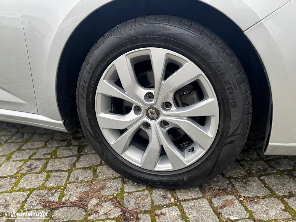 Renault Mégane - 10