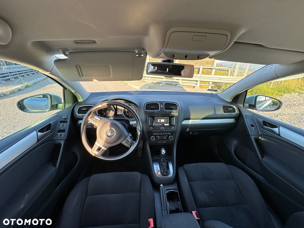 Volkswagen Golf 1.4 TSI Highline DSG - 27