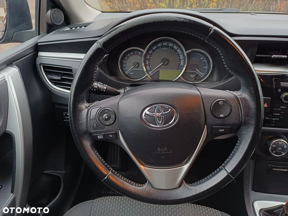 Toyota Corolla 1.6 Comfort - 10