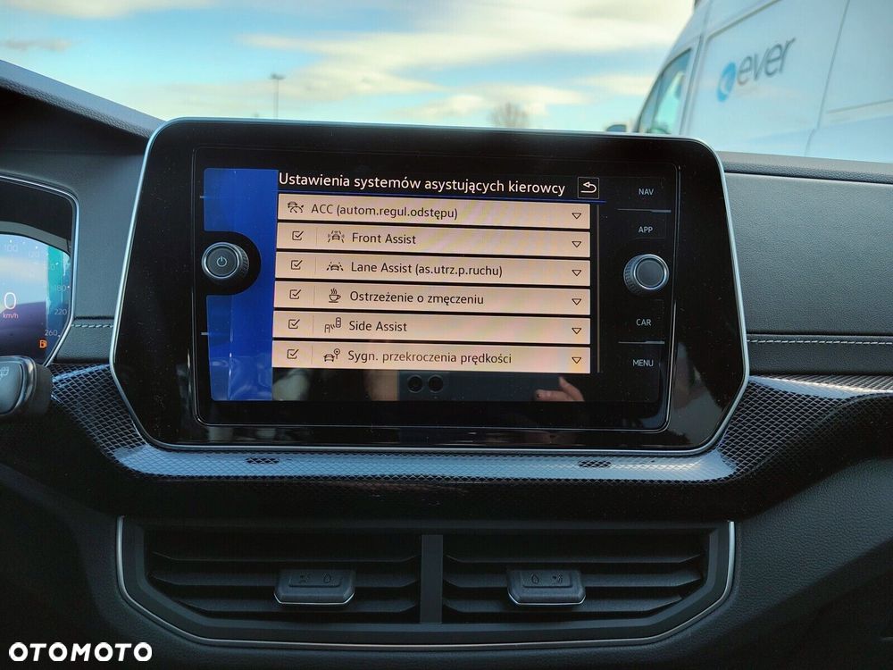 Volkswagen T-Cross 1.0 TSI R-Line Plus DSG - 21
