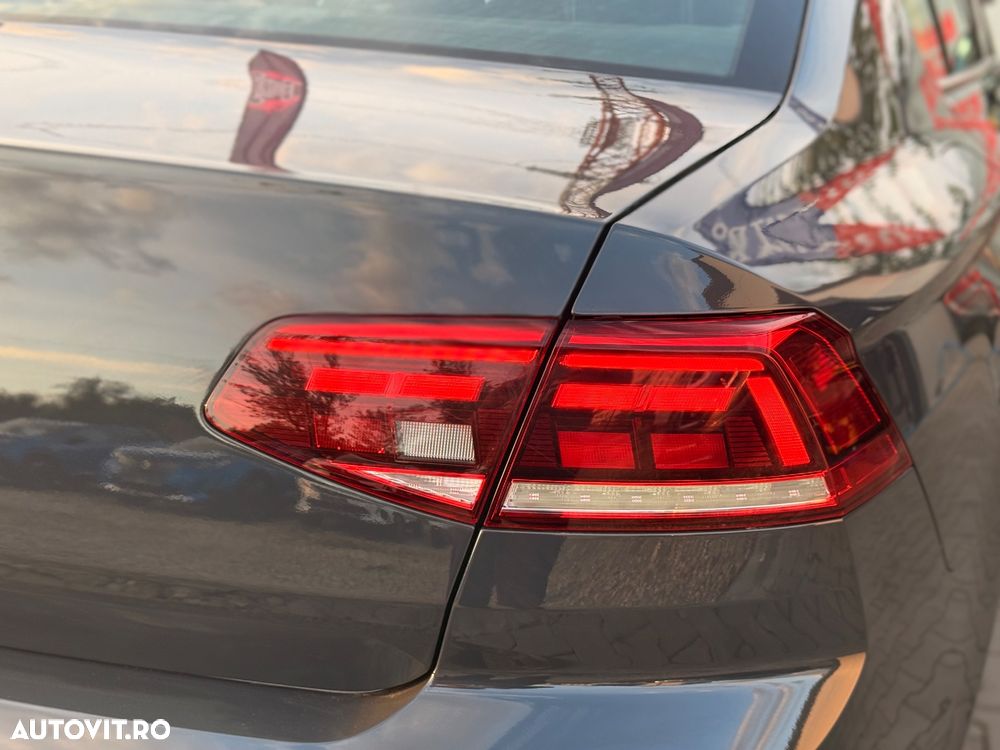 Volkswagen Passat Variant 1.5 TSI ACT OPF DSG Comfortline - 17
