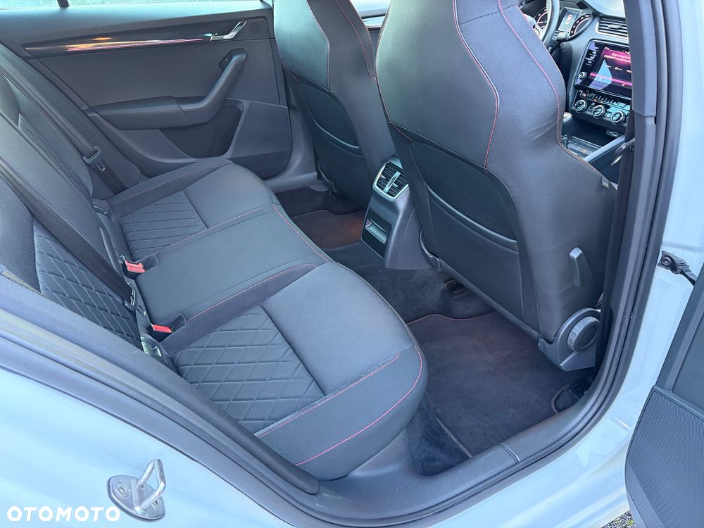 Skoda Octavia 2.0 TSI RS 230 - 26