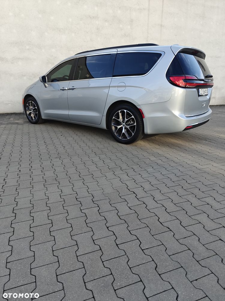 Chrysler Pacifica - 6