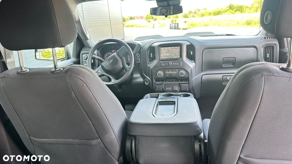 Chevrolet Silverado - 23