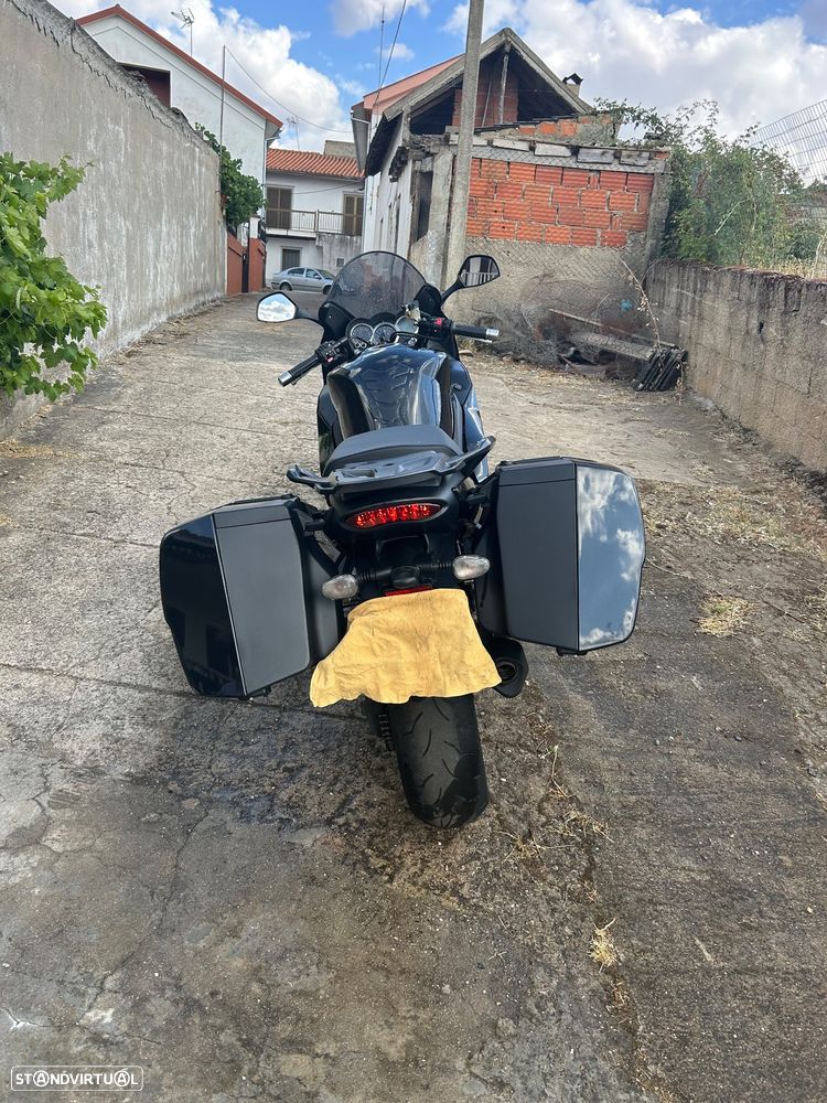 Triumph Sprint - 2