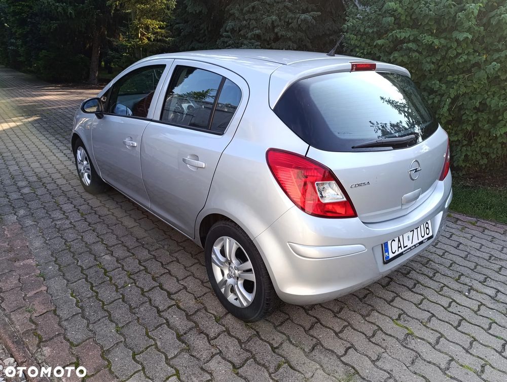 Opel Corsa 1.2 16V - 4