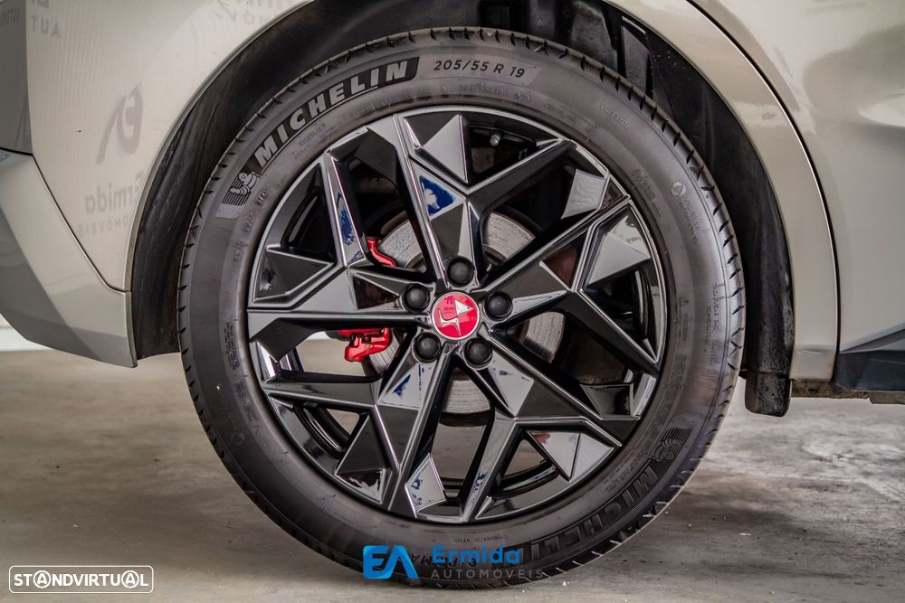 DS DS4 1.5 BlueHDi Performance Line EAT8 - 23