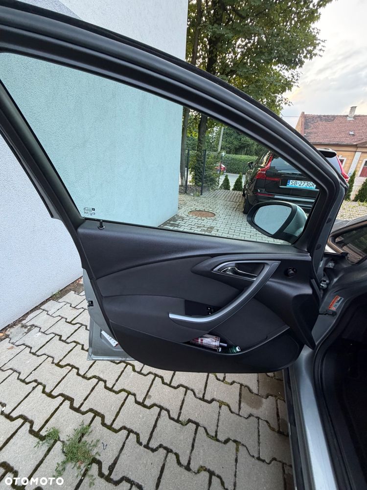 Opel Astra 1.4 T Sport - 8