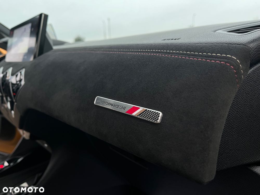 DS Automobiles DS 3 Crossback 1.2 PureTech Performance Line + - 23