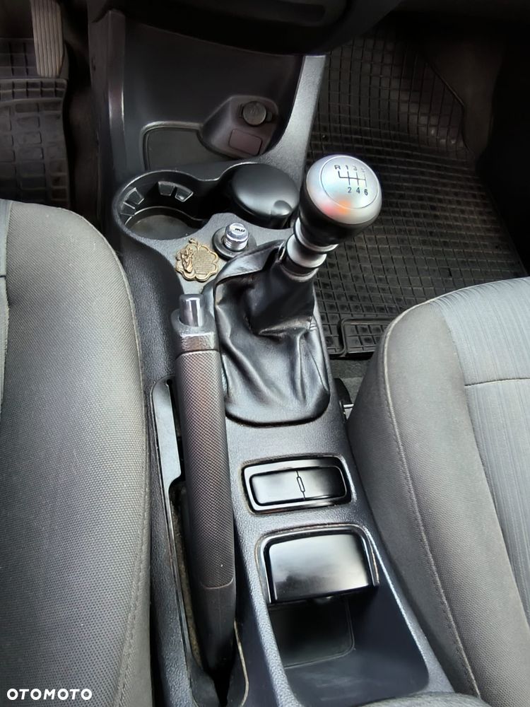 Kia Sportage 2.0 d Tour - 23