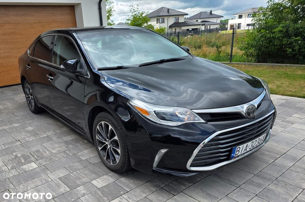 Toyota Avalon - 2