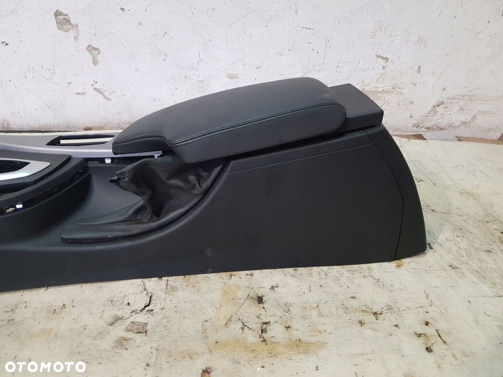 TUNEL ŚRODKOWY SKÓRA BMW F30 F31 EUR AUX USB - 5